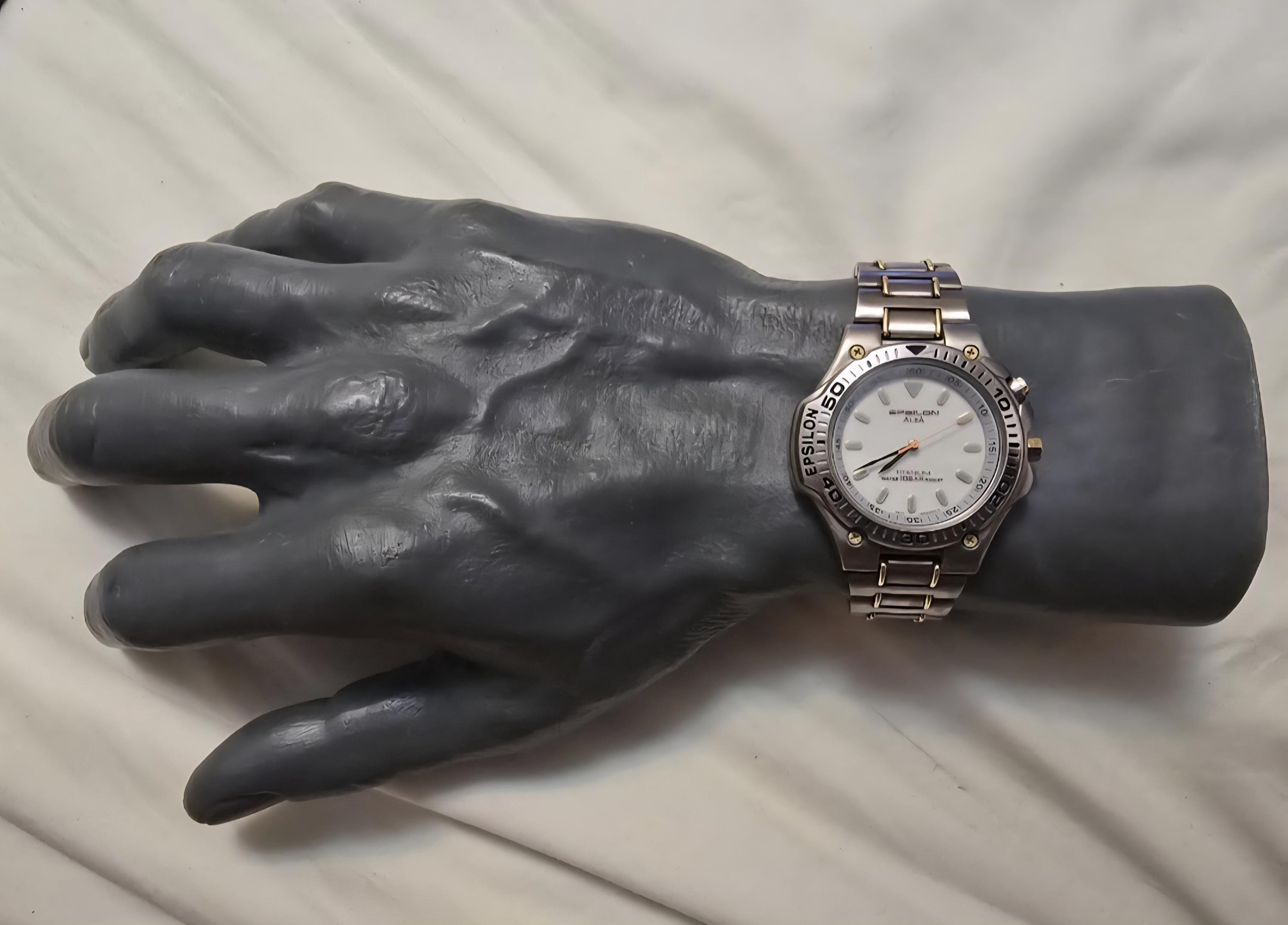 Vintage Seiko Alba Epsilon V671-6020 Titanium Quartz Men