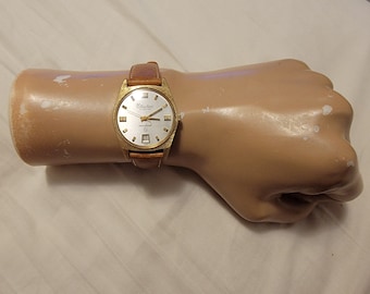 Vintage Lucien Piccard Seashark Gold Plated Swiss-Made Automatic Men's Watch