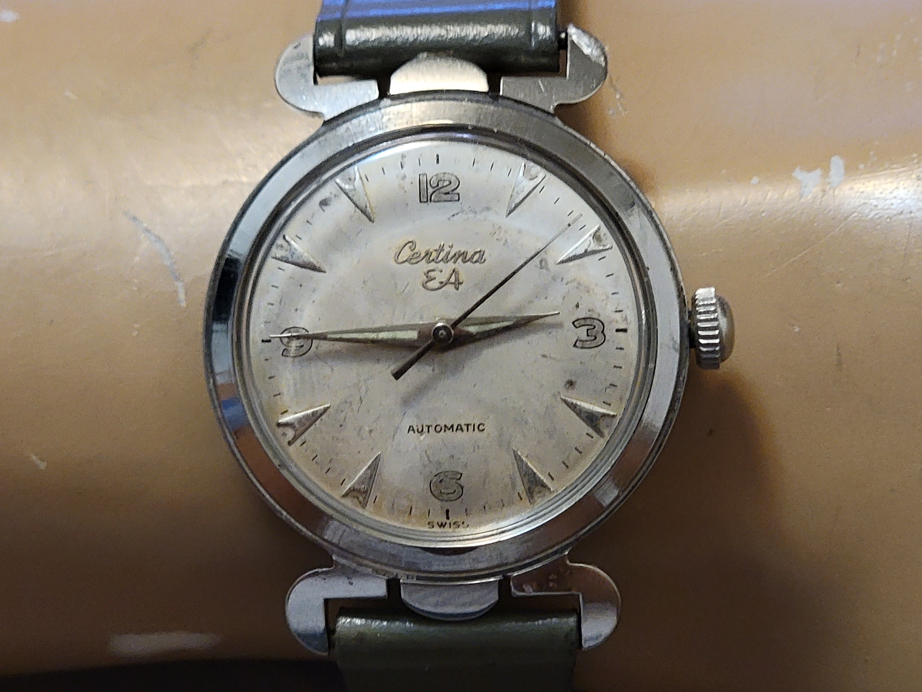 スイス サーチナ 腕時計 希少なヴィンテージ サーチナ EA ステンレススチール スイス製
