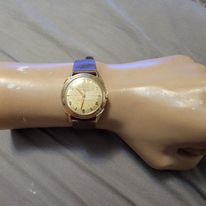 Vintage Bulova Gold Filled 23 Jewels Automatic Men&#39;s Watch
