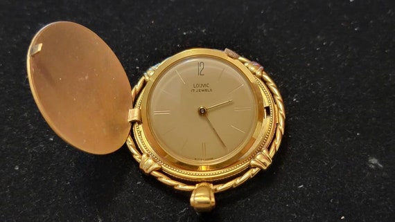Louvic watch deals company