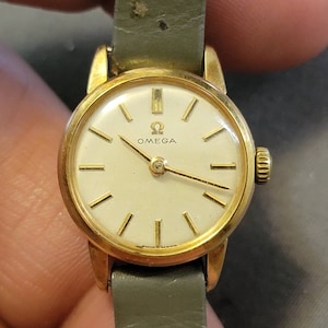 Vintage Omega #511.015 Gold Plated Manual Wind Ladies Watch