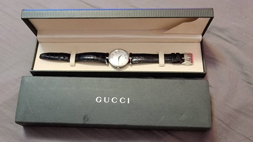 Gucci 2040m hotsell