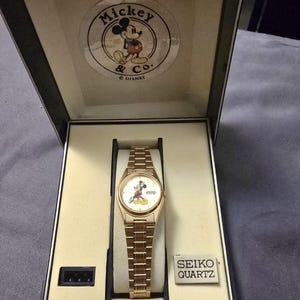 Vintage Seiko Quartz Mickey Mouse \