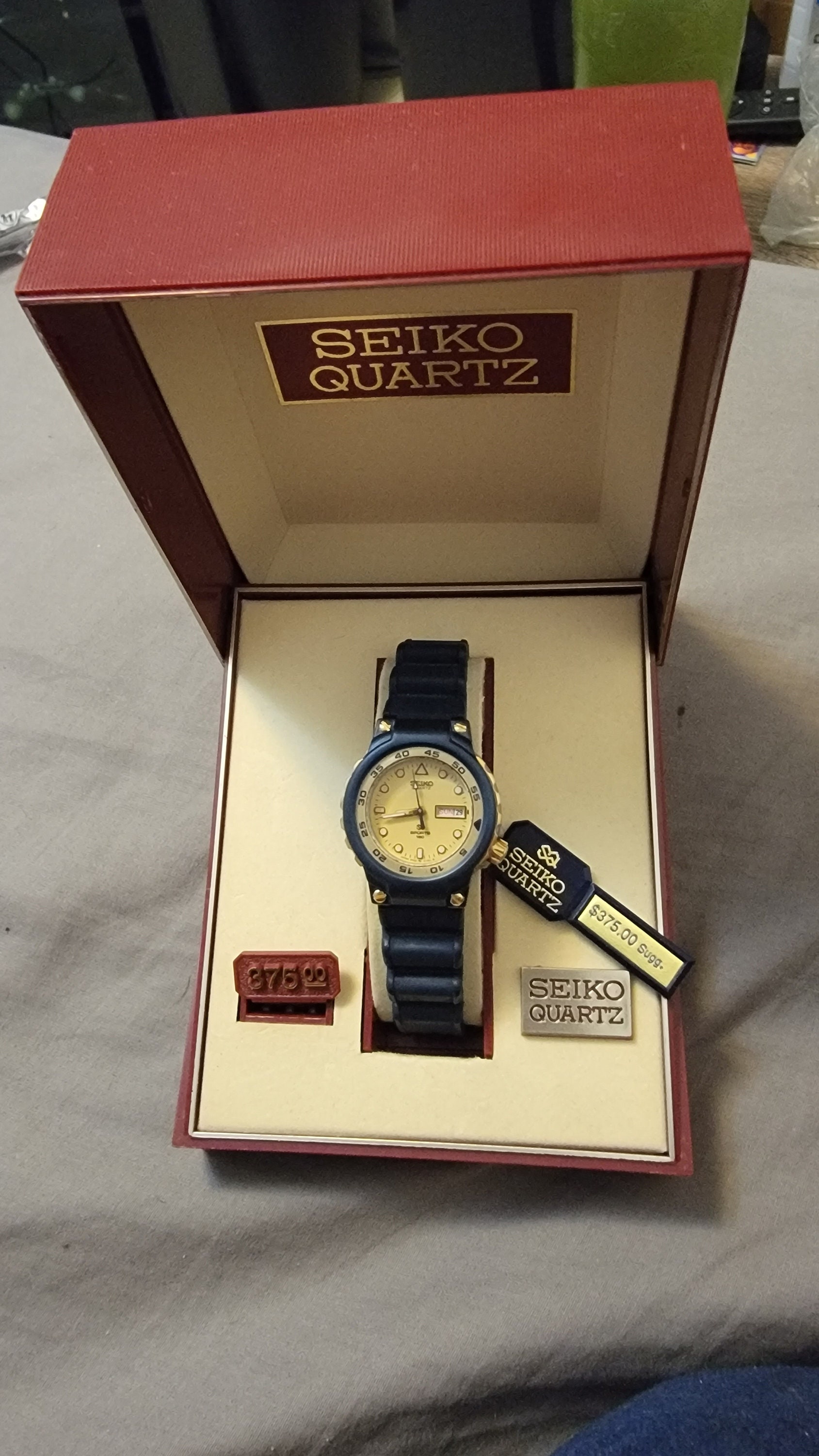 Seiko outlet sq 150