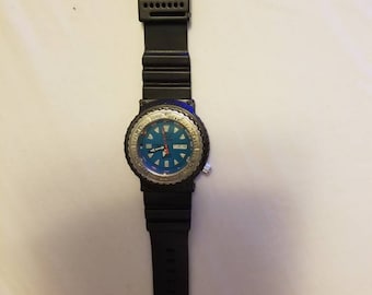 Rare Vintage Immersion Team Diver 1970's Day/Date Quartz Men's Watch