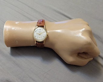 Vintage Enicar Ultrasonic 48-1-10 CRB Gold Plated Swiss Made 17 Jewels Manual Wind Men's Watch