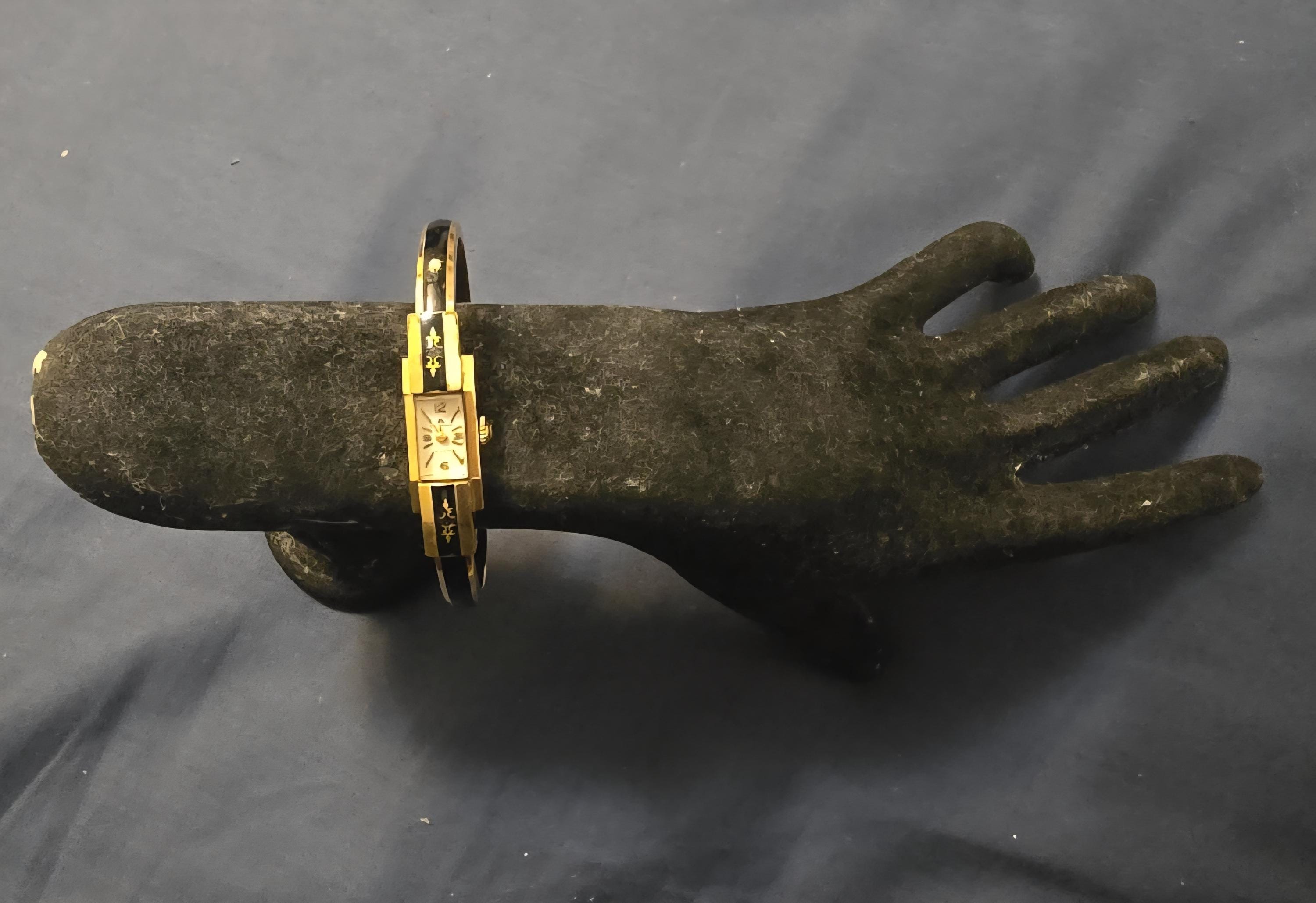 Vintage Bucherer Gold Plated Swiss-made Black Enamel Manual Wind