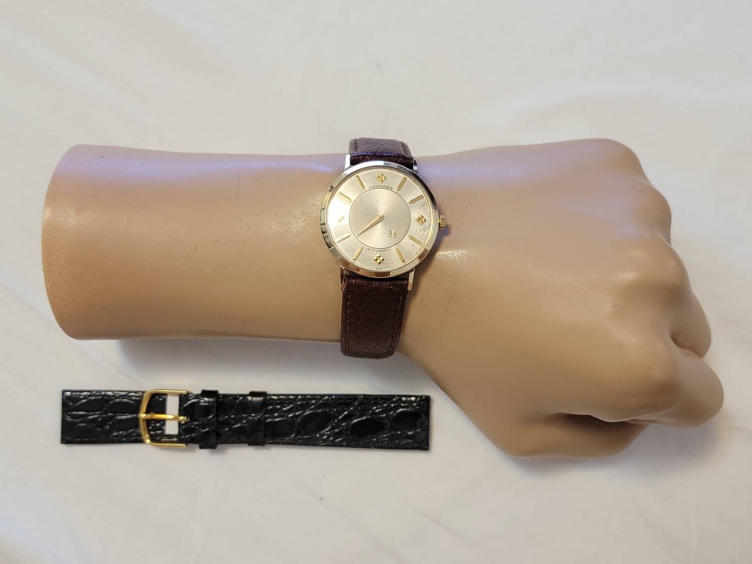 Vintage Longines Wittnauer Admiral 1200 