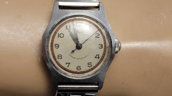 mido field watch