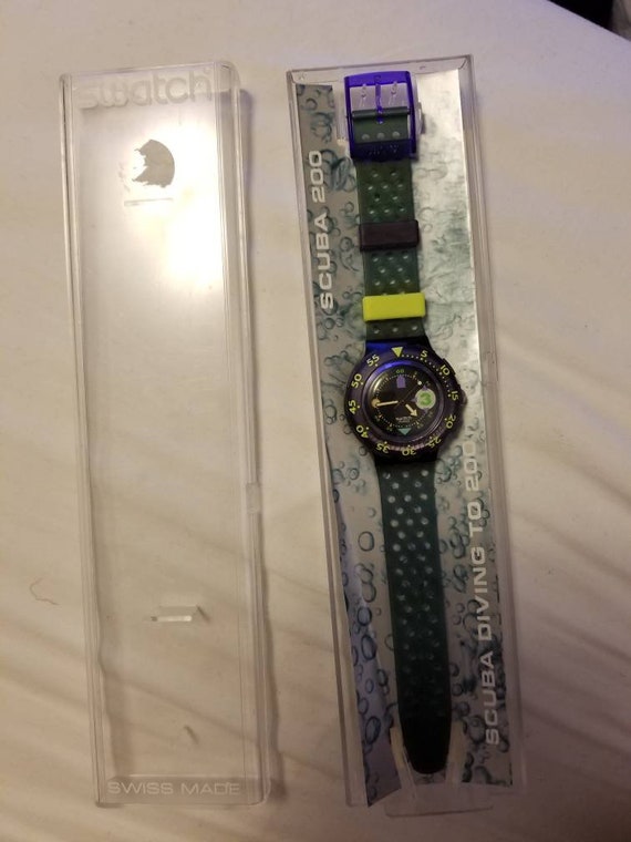 Rare Swatch Scuba 200 Purple/Yellow Swiss Watch 19