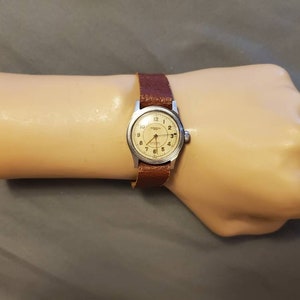 Vintage Imperial WWII Military Manual Wind Men&#39;s Watch