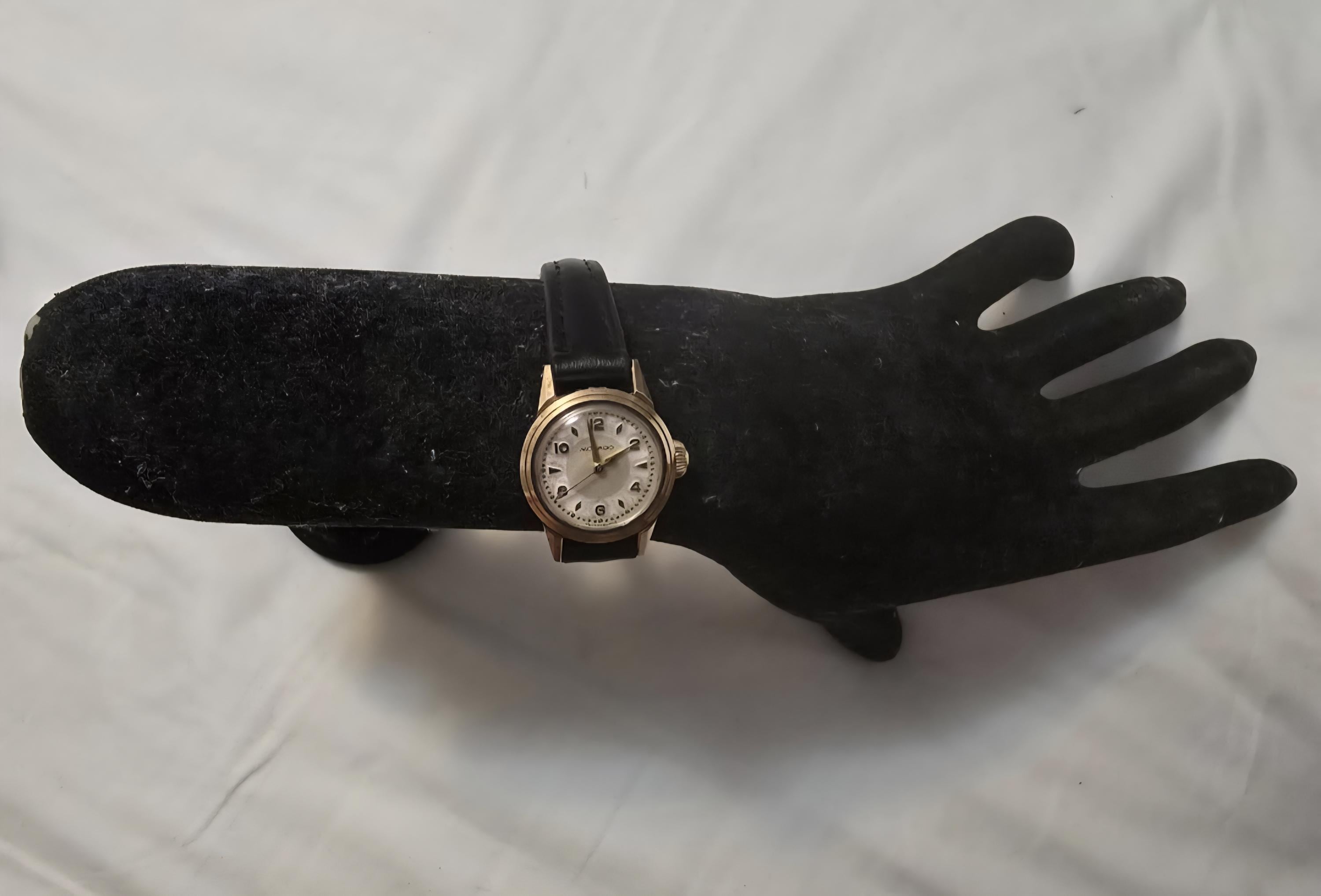 レディース 腕時計 ARAMO ヴィンテージ レア物 Vintage gold watch movado womens - Etsy 日本