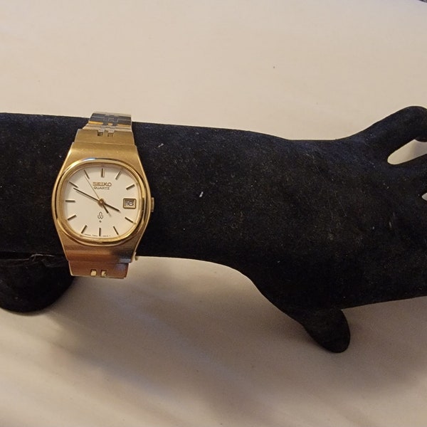 Vintage Seiko 7902-5000 Gold Plated Japan Quartz Ladies Watch