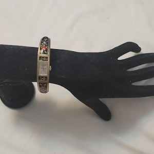 Seltene Vintage Bucherer Vergoldete Emaille Blumen-Design Swiss-Made Handaufzug Damenuhr