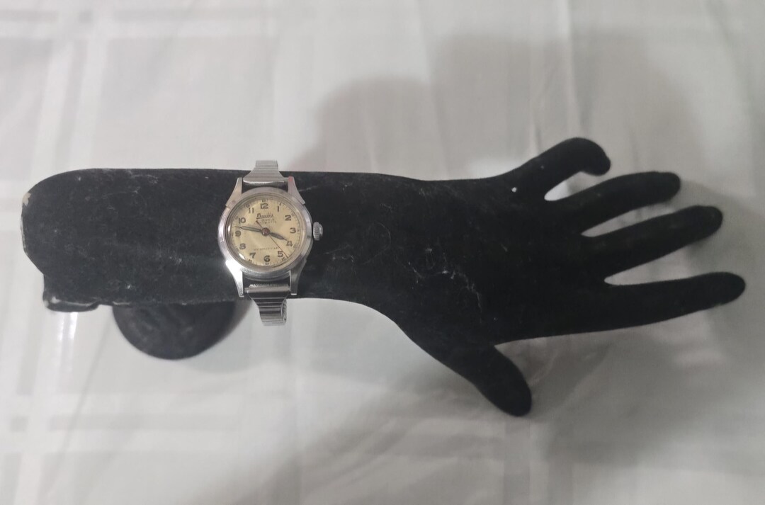 Vintage Mondia (zenith) Automatic 17 Jewels Ladies Watch - Etsy