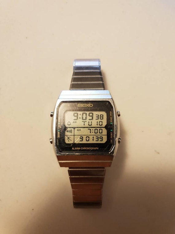seiko alarm chronograph digital watch