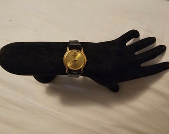 Raymond Weil 18K Electroplated 10M/113 Swiss Made Quartz  display picture 1