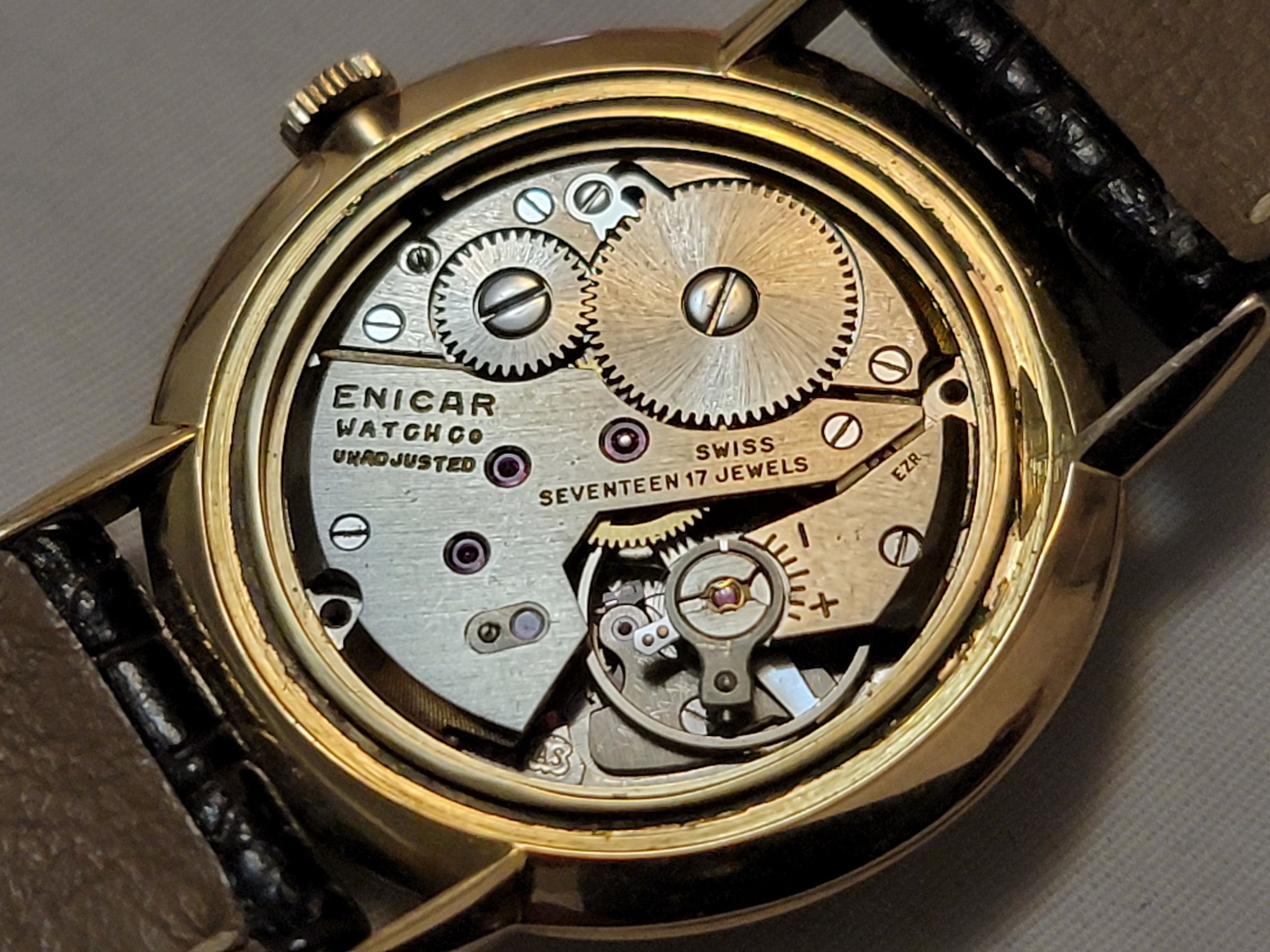 ENICAR ULTRASONIC 18K 0.750 ソリッドゴールドウォッチの通販はau PAY