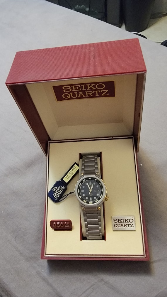 Vintage Seiko SQ Sport 150 3Y03-0059 Stainless Ste