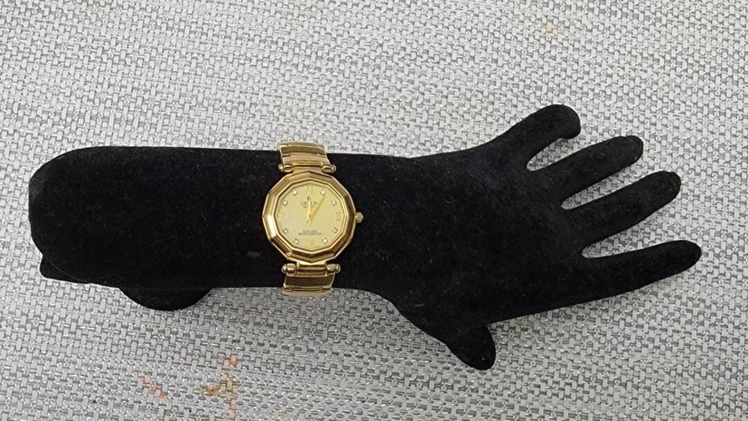 Croton Vergulde Achthoekige Kast Diamond Accent Quartz Dameshorloge Etsy Nederland