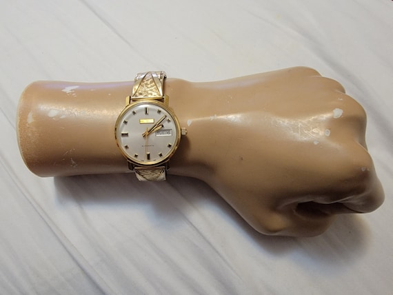 Vintage benrus date - Gem