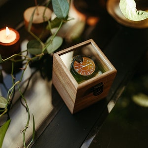 Boîte à montres avec couvercle en verre d'acacia - Boîte à montres à un compartiment - Rangement pour montres - Organiseur de montres - Coffret cadeau montre - Coffret montre personnalisé