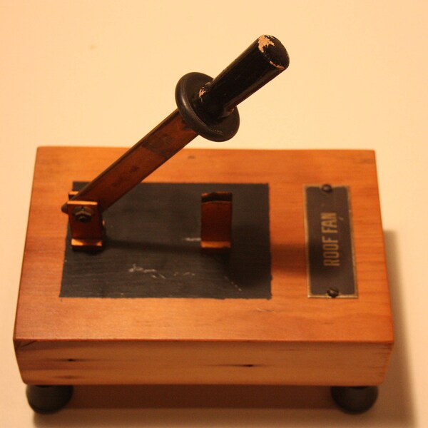 Vintage GE Knife Switch