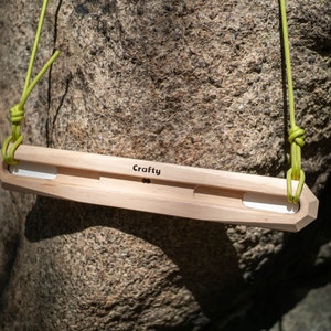 Crafty Climbing tabla para colgar de viaje, tabla de calentamiento, diapasón para entrenamiento en casa - madera / Chwytotablica z drawna listwa rozgrzewkowa