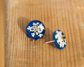 Pendientes Flor de anís azul tuerca, flor seca prensada, original, regalo para mujer, cumpleaños, aniversario, divertido, resina y flor real