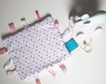 Little Flower Pattern Crinkle Blanket, Sensory Ribbon Toy, Baby Girl Tag Toy, Minky Blanket