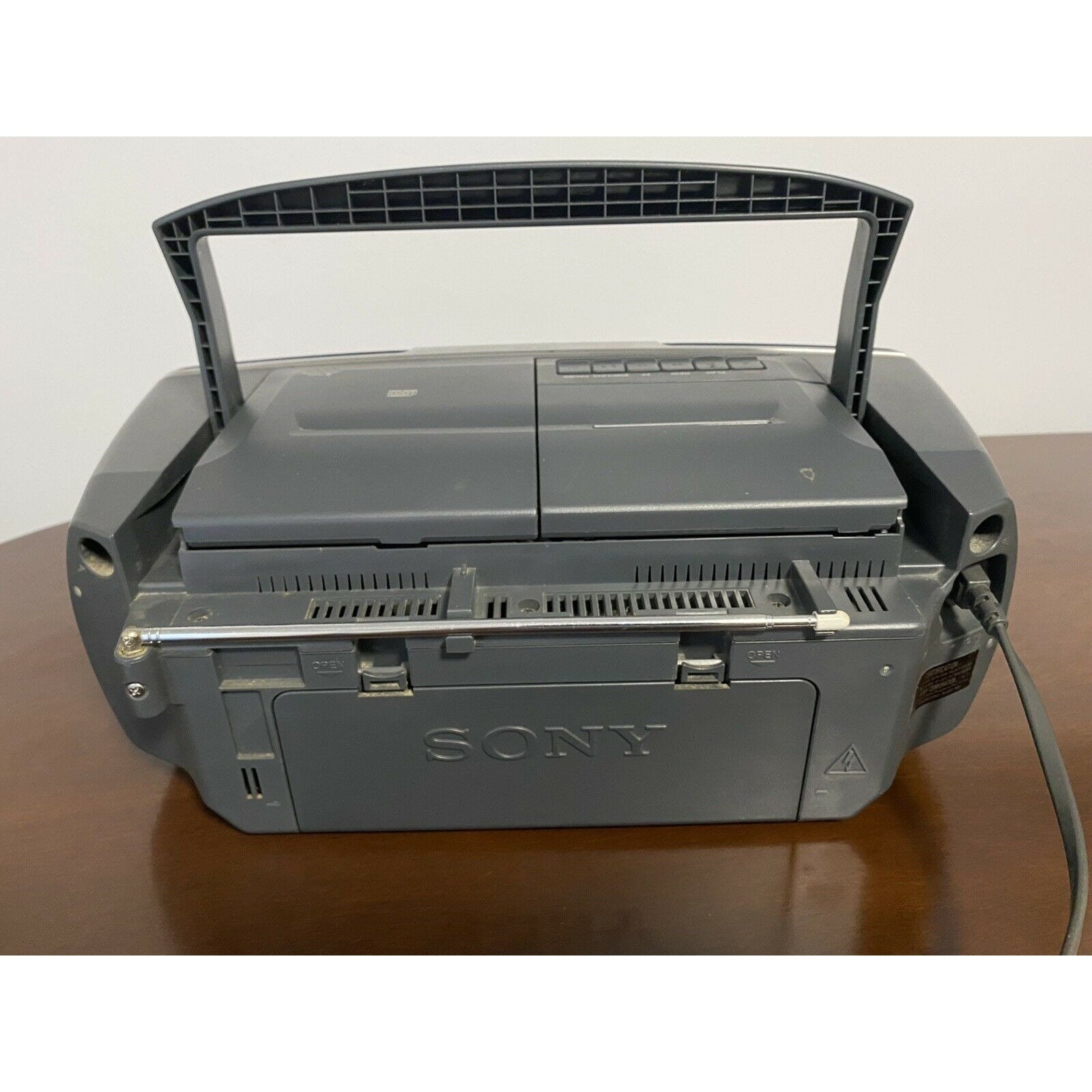 Sony CFD-W888 CD Radio Cassette Recorder Manual