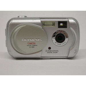 Olympus CAMEDIA C-2 2.0MP Digital Camera Silver Olympus CAMEDIA C-2 2.0MP Digital Camera Silver