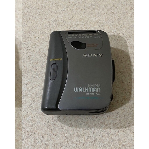 Sony Walkman WM-FX323 Fm/Am Radio Mega Bass Kassette Player getestet  FUNKTIONIERT - .de