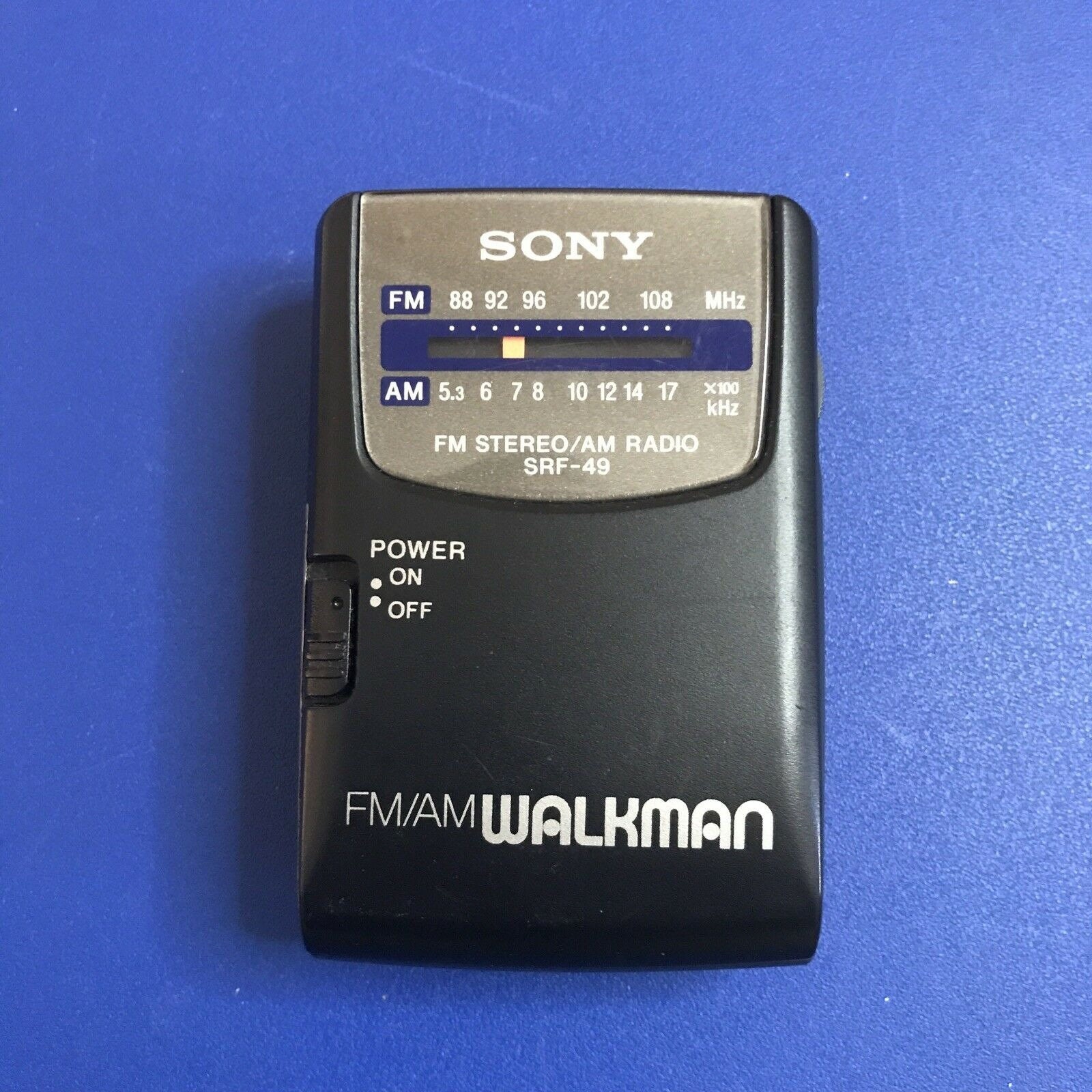 Sony Sports Walkman SRF-88 AM/FM Stereo Arm Band Radio