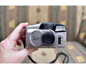 polaroid camera purse