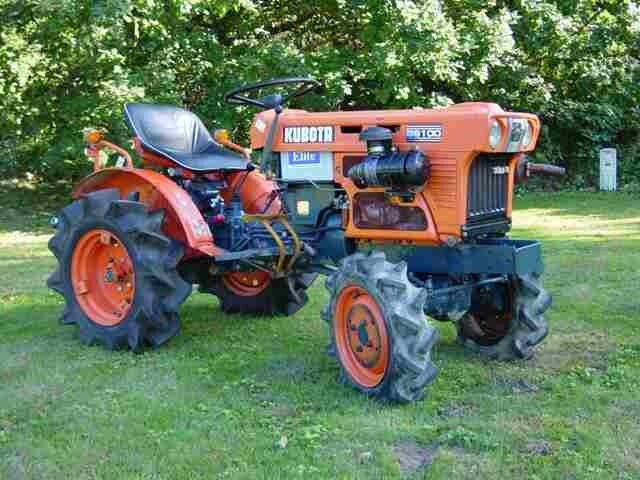KUBOTA B6100 TRACTOR Operations & Parts Manuals - 575 Pages