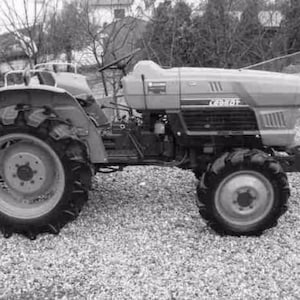 KUBOTA L295 L295DT Tractor Parts Manuals 220pgs with Exploded Diagrams and Part Lists for L 295 DT Diesel Tractor Service & Repair