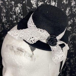 Lolita mini hat