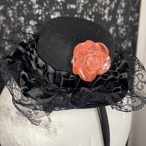 Lolita mini hat