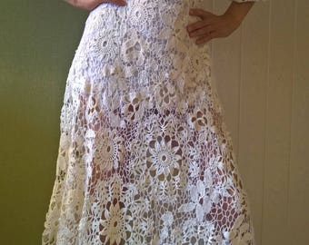 The dress is crocheted. Irish Lace, Irish knitting