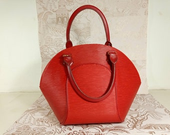 1980s Vintage Red Epi Ellipse Bag/Purse/Top Handle Bag Non Leather Vegan Bag Oyster Shell Shape Bag. Red Epi Grab Bag/Purse