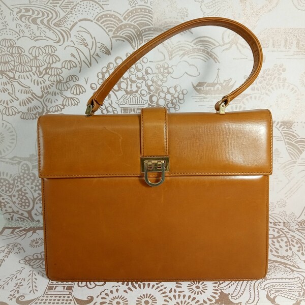 1960s French True Vintage Vimar Box Calf Leather Kelly Bag/Purse . Vintage Tan Leather Kelly Handbag/purse by Vimar Paris. Made in France