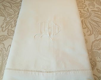 Vintage Frans linnen hoeslaken met monogram, breedte 72 x lengte 110 inch, Metis linnen beddengoed.