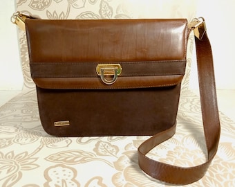 Vintage French Designer Guy Laroche Calf Leather Shoulder Bag/ Crossbody.