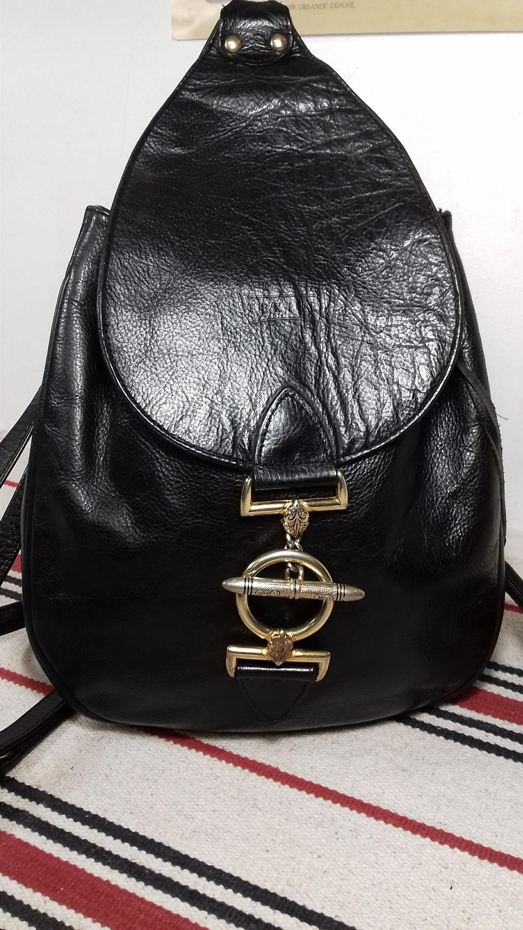 Texier Black Leather Mini Backpack with Sexy Gold Toggle Sierra Mini Backpack - Black – Black Tulip main image 4