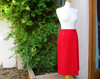 Mint Vintage Red Pencil Skirt Crepe Texture with Golden Charm Detail  Size 10/12