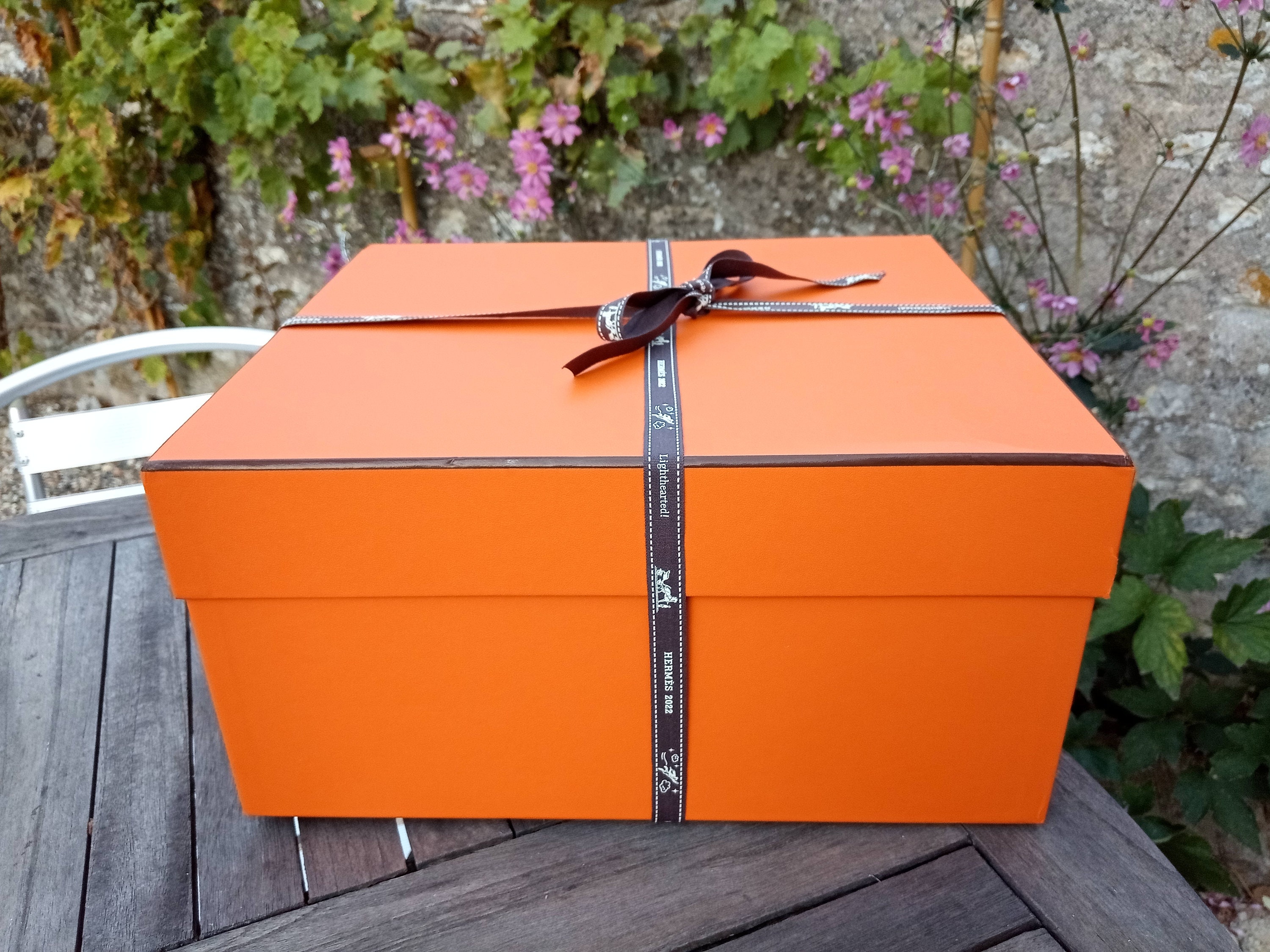New Hermes Authentic Artistic Horse Theme Empty Box & Orange Logo Gift  Bag