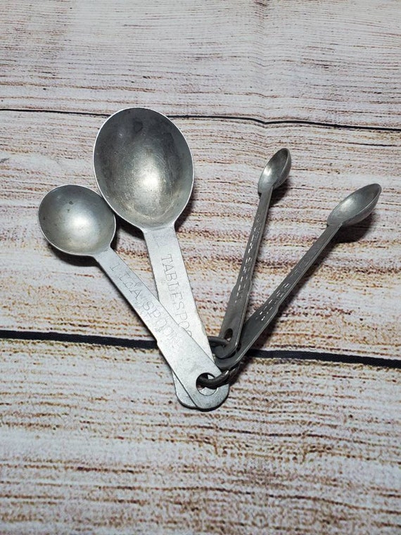 Vintage Set of Metal Measuring Spoons 1980s Tablespoon, Teaspoon Set of 4 