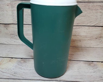 Vintage Rubbermaid Pitcher Pitchers Drink Containers With Lid YOU CHOOSE
